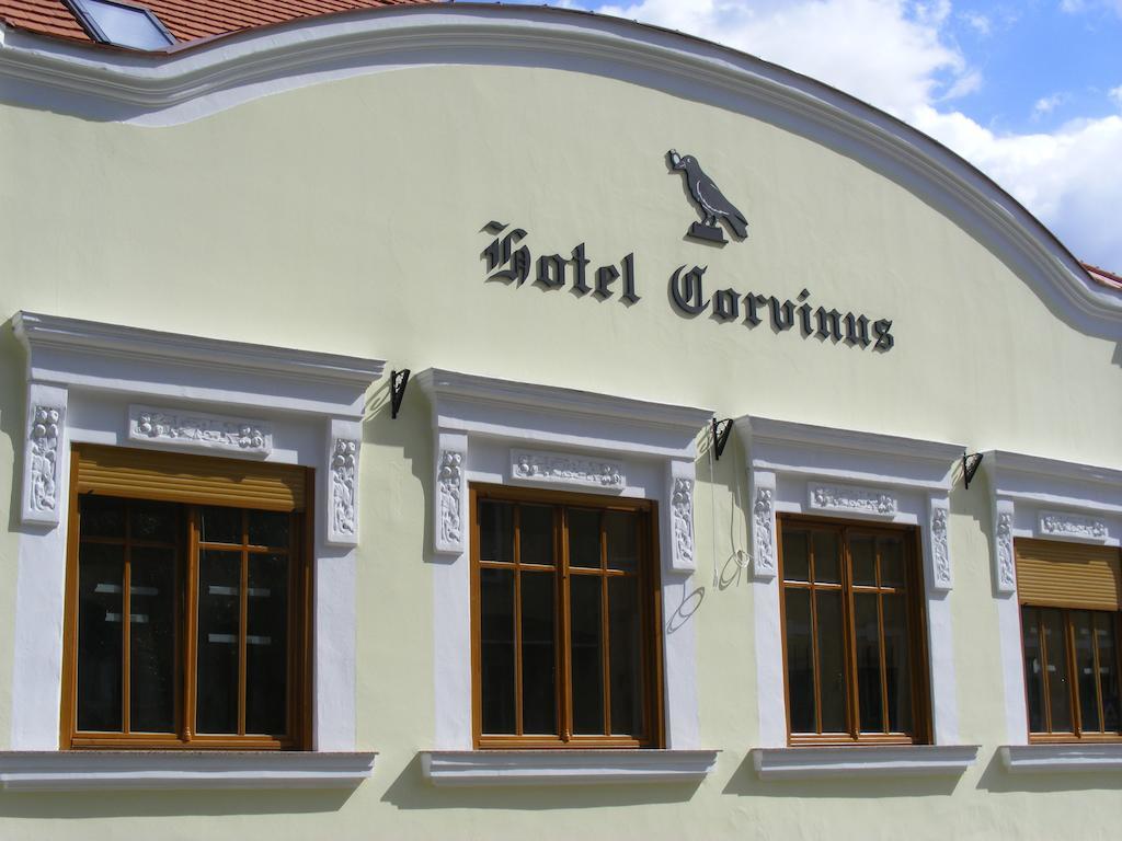 Hotel Corvinus Zalaszentgrot Exterior photo